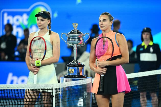 TENNIS AUSTRALIAN OPEN, Elena Rybakina of Kazakhstan and Aryna Sabalenka of Belarus pose for photographs ahead of the women™s singles final on day 14 of the 2026 Australian Open tennis tournament at Melbourne Park in Melbourne, Saturday, January 31, 2026. ( NO ARCHIVING MELBOURNE VICTORIA AUSTRALIA  Copyright: xJOELxCARRETTx 20260131140622797648