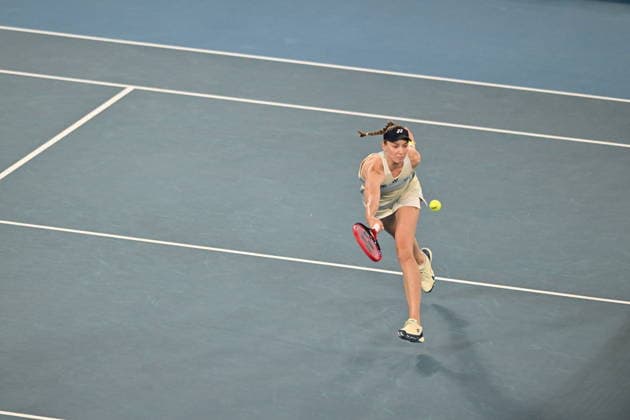 Australian Open 2026 - Finals MELBOURNE, AUSTRALIA - JANUARY 31: Aryna Sabalenka (not seen) in action against Elena Rybakina of Kazakhstan during the Women s Singles Final match on Day 14 of the 2026 Australian Open at Melbourne Park in Melbourne, Australia on January 31, 2026. Mark Avellino Anadolu Melbourne Australia. Editorial use only. Please get in touch for any other usage.  Copyright: x2026xAnadoluxMarkxAvellinox