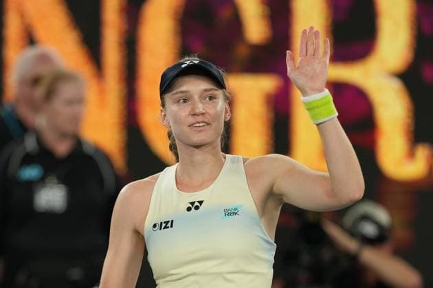 January 31, 2026: 5th seed ELENA RYBAKINA of Kazakhstan celebrates after defeating 1st seed ARYNA SABALENKA of Belarus on Rod Laver Arena in the Women s Singles Final match on day 14 in Melbourne, Australia. Cal Media Melbourne Australia - ZUMAc04_ 20260131_faf_c04_015 Copyright: xSydneyxLowx