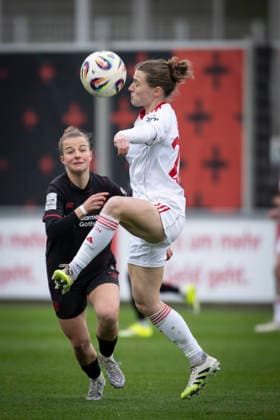 Womens Soccer Bundesliga Bayer 04 Leverkusen 1 FC Nürnberg, 31 01 2026 Kristin Kögel Bayer 04 Leverkusen, 11 , Nastassja Lein 1 FC Nürnberg, 24 Bayer 04 Leverkusen 1 FC Nürnberg on matchday 16 of the Google Pixel Womens Bundesliga on 31 01 2026 at the Ulrich Haberland Stadium in Leverkusen North Rhine-Westphalia DFL REGULATIONS PROHIBIT ANY USE OF PHOTOGRAPHS AS IMAGE SEQUENCES AND OR QUASI VIDEO Copyright: xBEAUTIFULxSPORTS AxelxKohringx