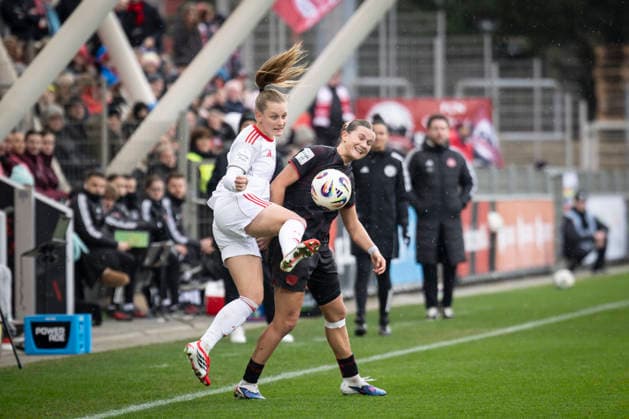 Womens Soccer Bundesliga Bayer 04 Leverkusen 1 FC Nürnberg, 31 01 2026 Luisa Guttenberger 1 FC Nürnberg, 4 , Julia Mickenhagen Bayer 04 Leverkusen, 18 in duel Bayer 04 Leverkusen 1 FC Nürnberg on matchday 16 of the Google Pixel Womens Bundesliga on 31 01 2026 at Ulrich Haberland Stadion in Leverkusen Nordrhein Westfalen DFL REGULATIONS PROHIBIT ANY USE OF PHOTOGRAPHS AS IMAGE SEQUENCES AND OR QUASI VIDEO Copyright: xBEAUTIFULxSPORTS AxelxKohringx
