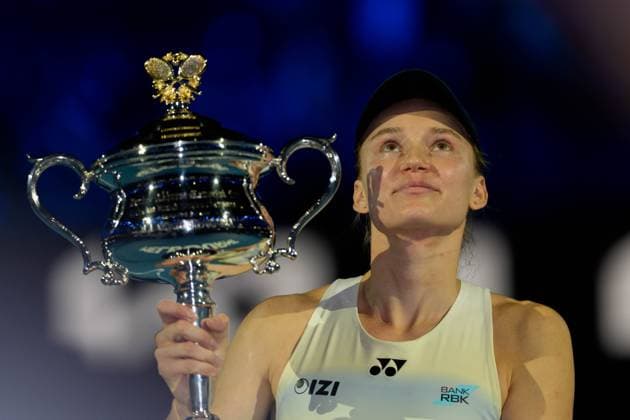 January 31, 2026: 5th seed ELENA RYBAKINA of Kazakhstan holds the Daphne Akhurst trophy after winning the 2026 Australian Open by defeating 1st seed ARYNA SABALENKA of Belarus on Rod Laver Arena in the Women s Singles Final match on day 14 of the 2026 Australian Open in Melbourne, Australia. Cal Media Melbourne Australia - ZUMAc04_ 20260131_faf_c04_016 Copyright: xSydneyxLowx