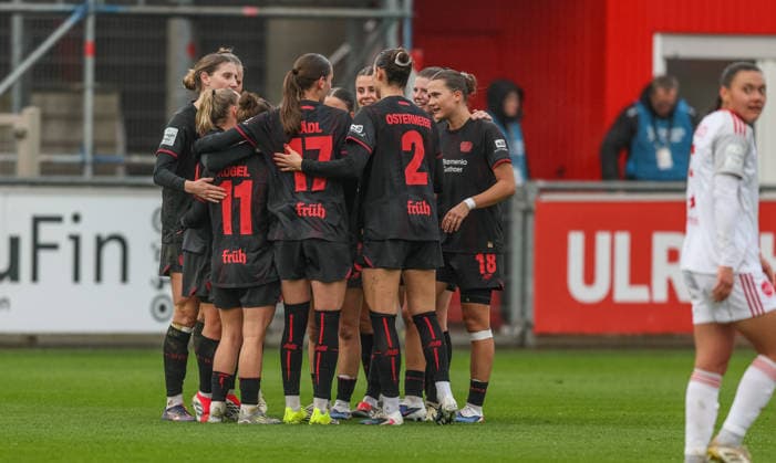 GER, Leverkusen, Bayer Leverkusen vs 1 FC Nürnberg, Google Pixel Womens Bundesliga, Football, DFB, Season 2025 2026, Ulrich Haberland Stadium, 16 Matchday in picture Vanessa Fudalla Bayer Leverkusen Women 21 , in goal, Cheers and joy, Emotions, 1 0 DFB DFL REGULATIONS PROHIBIT ANY USE OF PHOTOGRAPHS AS IMAGE SEQUENCES AND OR QUASI VIDEO, 31 01 2026 Copyright: HMBxMedia HendrikxHamelau