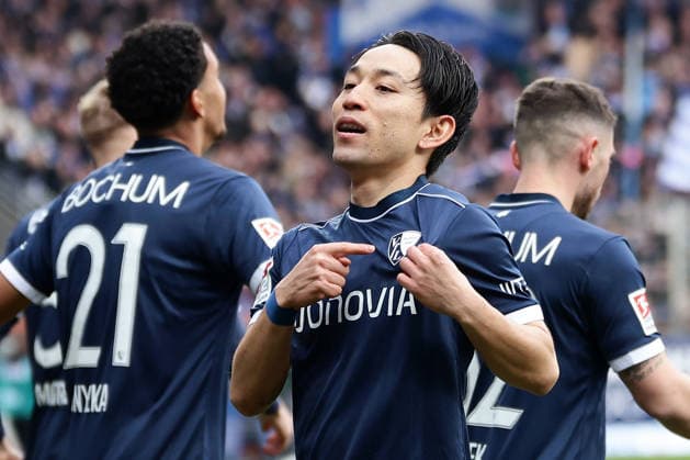 Bochum, Germany, 31 01 26, Koji Miyoshi VfL Bochum cheers after his goal for 1 0 during the Bundesliga 2 match between VfL 1848 Bochum FC Schalke 04 at the Vonovia Ruhrstadion in Bochum Photo by Joachim Bywaletz DFB DFL REGULATIONS PROHIBIT ANY USE OF PHOTOGRAPHS AS IMAGE SEQUENCES AND OR QUASI VIDEO Copyright: JoachimxBywaletz xJB-Sportfoto