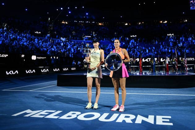 TENNIS AUSTRALIAN OPEN, Elena Rybakina of Kazakhstan and Aryna Sabalenka of Belarus pose for photographs after the women™s singles final on day 14 of the 2026 Australian Open tennis tournament at Melbourne Park in Melbourne, Saturday, January 31, 2026. ( NO ARCHIVING MELBOURNE VICTORIA AUSTRALIA  Copyright: xJOELxCARRETTx 20260131195966465722