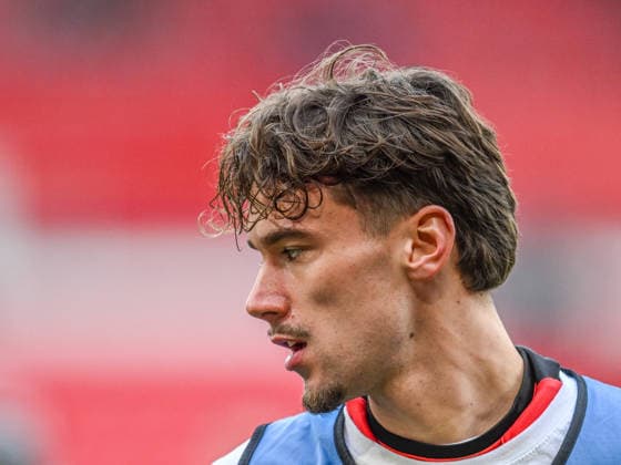 Stoke City v Southampton Sky Bet Championship Milan Smit of Stoke City warming up before the Sky Bet Championship match at the bet365 Stadium, Stoke-on-Trent 31 01 2026 UK Newspapers OUT Copyright: xKarlxVallantinex FIL-22899-0024