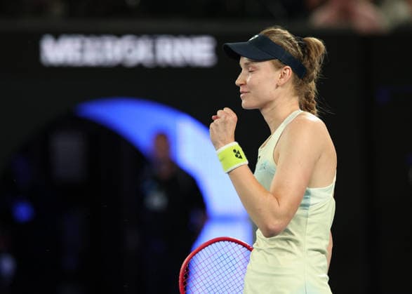 Elena Rybakina KAZ , Ladies Singles, Final, Final, Australian Open 2026 Melbourne Park, Melbourne, Victoria, Australia , Elena Rybakina KAZ celebrates after her victory Copyright: xJuergenxHasenkopfx