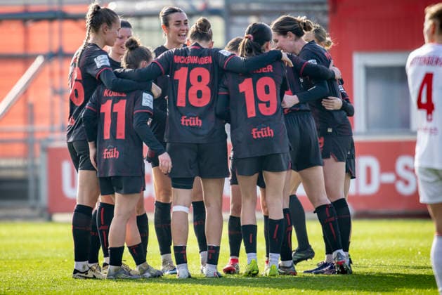 Womens Soccer Bundesliga Bayer 04 Leverkusen 1 FC Nürnberg, 31 01 2026 Goal celebration after the 4 0 by Vanessa Fudalla Bayer 04 Leverkusen, 21 Bayer 04 Leverkusen 1 FC Nürnberg on matchday 16 of the Google Pixel Womens Bundesliga on 31 01 2026 at Ulrich Haberland Stadium in Leverkusen North Rhine-Westphalia DFL REGULATIONS PROHIBIT ANY USE OF PHOTOGRAPHS AS IMAGE SEQUENCES AND OR QUASI VIDEO Copyright: xBEAUTIFULxSPORTS AxelxKohringx