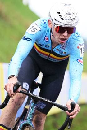 Belgian Aaron Dockx pictured in action during the U23 men race at the UCI Cyclocross World Championships, on Saturday 31 January 2026, in Hulst, The Netherlands. DAVIDxPINTENS  x160026851x
