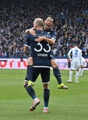 Jubel 2 0 Philipp Hofmann VfL Bochum , Koji Miyoshi VfL Bochum , v li 31 01 2026, Fußball 2 Bundesliga, Saison 2025 2026, 20 Spieltag, VfL Bochum FC Schalke 04 DFL regulations prohibit any use of photographs as image sequences and or quasi video Bochum Vonovia Ruhrstadion Nordrhein Westfalen Germany Team2