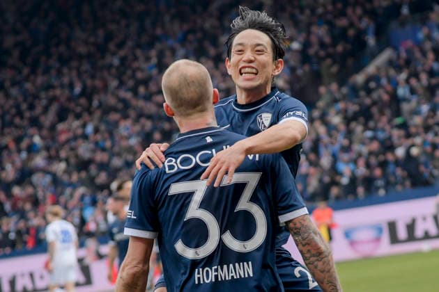 Philipp Hofmann Bochum 33 celebrates after scoring the 2-0 goal with Koji Miyoshi Bochum 23 31 01 2026 Football VfL Bochum vs FC Schalke 04, Vonovia Ruhrstadion, Bochum, DFB DFL REGULATIONS PROHIBIT ANY USE OF PHOTOGRAPHS AS IMAGE SEQUENCES AND OR QUASI VIDEO Copyright: xpepphotox xHorstxMauelshagenx pep00321, pep_20260131_hm_266386
