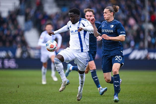31 01 2026, Football, 2 Bundesliga, Season 2025 2026, Matchday 20, VfL Bochum FC Schalke 04, Christian Gomis FC Schalke 04 , Noah Loosli VfL Bochum 1848 xRHR PHOTO YYx Copyright: KROEGER RHR-FOTOx RHR-FOTO YY