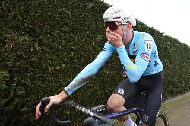 Belgian Aaron Dockx celebrates after winning the U23 men race at the UCI Cyclocross World Championships, on Saturday 31 January 2026, in Hulst, The Netherlands. DAVIDxPINTENS  x160030861x