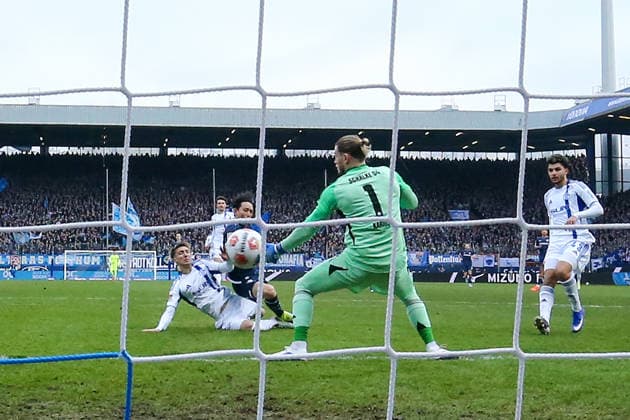 Bochum, Germany, 31 01 26, Koji Miyoshi VfL Bochum scores the 1 0 during the Bundesliga 2 match between VfL 1848 Bochum FC Schalke 04 at the Vonovia Ruhrstadion in Bochum Photo by Joachim Bywaletz DFB DFL REGULATIONS PROHIBIT ANY USE OF PHOTOGRAPHS AS IMAGE SEQUENCES AND OR QUASI VIDEO Copyright: JoachimxBywaletz xJB-Sportfoto