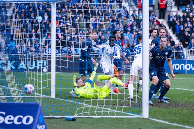 31 01 2026, Football, 2 Bundesliga, Season 2025 2026, Matchday 20, VfL Bochum FC Schalke 04, No goal from Nikola Katic FC Schalke 04 xRHR PHOTO YYx Copyright: KROEGER RHR-FOTOx RHR-FOTO YY