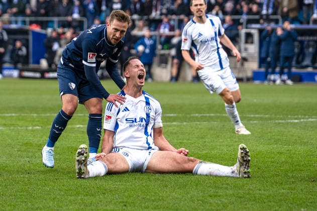 Germany 2 Bundesliga 2025 26 VfL Bochum vs FC Schalke 04 20 Matchday Saturday, 31 01 2026 Vonovia Ruhrstadion North Rhine-Westphalia, Germany Nikola Katic Schalke 04, 25 Felix Passlack VfL Bochum, 15 Copyright: xCelinaxLeiersx