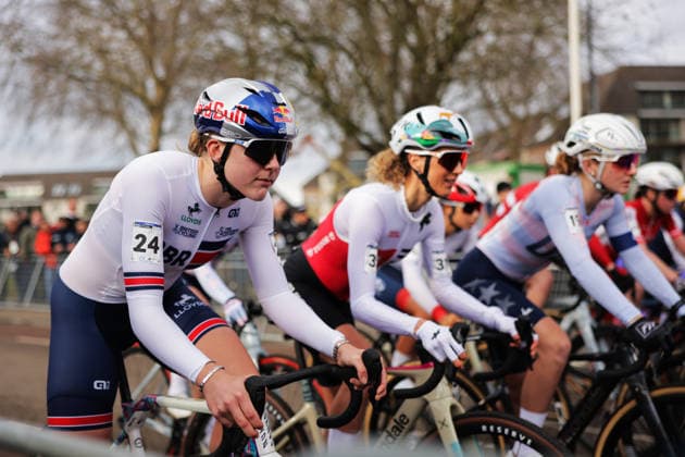 2026 UCI Cyclo-cross World Championships Picture by Alex Whitehead SWpix.com - 30 01 2026 - Cycling - 2026 UCI Cyclo-cross World Championships - Hulst, Zeeland, Netherlands - Women™s Elite - Zoe Bäckstedt (Great Britain) Copyright: x xSWpix.comx(t axPhotographyxHubxLtd)xAlexxWhitehead SWpix.comx SWP-3176-0150