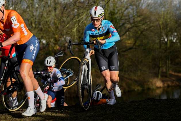 UCI World Championships 2026 Hulst HULST, THE NETHERLANDS - JANUARY 31 : Norbert Riberolle Marion (BEL) in action during the 2026 UCI Cyclo-Cross World Championships for Women Elite on January 31, 2026 in Hulst, The Netherlands, 31 01 2026 Hulst The Netherlands  Copyright: xNicoxVereeckenx