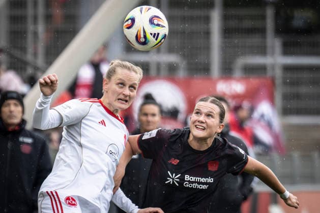Womens Soccer Bundesliga Bayer 04 Leverkusen 1 FC Nürnberg, 31 01 2026 Luisa Guttenberger 1 FC Nürnberg, 4 and Katharina Piljic Bayer 04 Leverkusen, 6 during the duel Bayer 04 Leverkusen 1 FC Nürnberg on matchday 16 of the Google Pixel Womens Bundesliga on 31 01 2026 at Ulrich Haberland Stadion in Leverkusen Nordrhein Westfalen DFL REGULATIONS PROHIBIT ANY USE OF PHOTOGRAPHS AS IMAGE SEQUENCES AND OR QUASI VIDEO Copyright: xBEAUTIFULxSPORTS AxelxKohringx