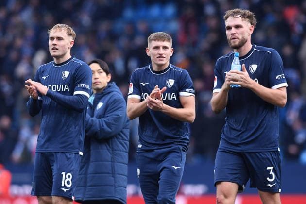 Soccer 2 Bundesliga 20 Matchday VfL Bochum FC Schalke 04 on 31 01 2026 at Vonovia Ruhrstadion in Bochum Mikkel Rakneberg Bochum , left Callum Marshall Bochum , center Philipp Strompf Bochum , right DFL regulations prohibit any use of photographs as image sequences and or quasi video xRx