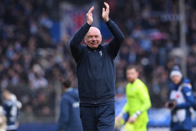 Soccer 2 Bundesliga 20 Matchday VfL Bochum FC Schalke 04 on 31 01 2026 at Vonovia Ruhrstadion in Bochum Final cheer Uwe Rösler Coach Head coach Bochum DFL regulations prohibit any use of photographs as image sequences and or quasi video xRx