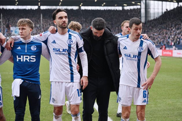 Ron Schallenberg FC Schalke 04 , Coach Miron Muslic FC Schalke 04 , Kenan Karaman FC Schalke 04 , v re , after the match 31 01 2026, Soccer 2 Bundesliga, Season 2025 2026, Matchday 20, VfL Bochum FC Schalke 04 DFL regulations prohibit any use of photographs as image sequences and or quasi video Bochum Vonovia Ruhrstadion Nordrhein Westfalen Germany Team2