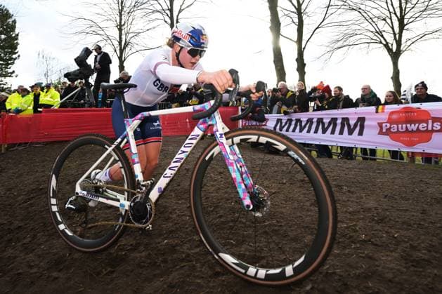 British Zoe Backstedt pictured in action during the elite women race at the UCI Cyclocross World Championships, on Saturday 31 January 2026, in Hulst, The Netherlands. DAVIDxPINTENS  x160045942x