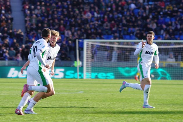Celebrities Sassuolo s Domenico Berardi celebrates after scoring goal 0-1 during the Serie A soccer match between Pisa and Sassuolo at the Cetilar Arena Romeo Anconetani Stadium in Pisa; Center West Italy; Tuesday January 31; 2026 ; Soccer  Copyright: xAlessandroxLaxRocca LaPressex