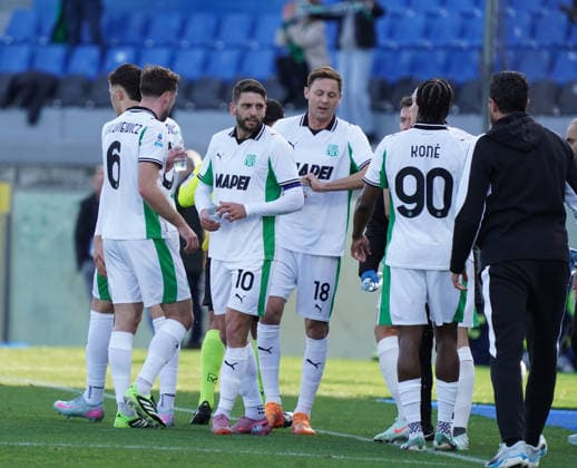 Celebrities Sassuolo s Domenico Berardi celebrates after scoring goal 0-1 during the Serie A soccer match between Pisa and Sassuolo at the Cetilar Arena Romeo Anconetani Stadium in Pisa; Center West Italy; Tuesday January 31; 2026 ; Soccer  Copyright: xAlessandroxLaxRocca LaPressex