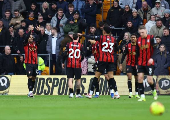 Junior Kroupi of AFC Bournemouth celebrates scoring the opening goal Wolverhampton Wanderers v AFC Bournemouth, Premier League, Football, Molineux, Wolverhampton, UK - 31 Jan 2026Wolverhampton Molineux United Kingdom EDITORIAL USE ONLY No use with unauthorised audio, video, data, fixture lists, club league logos or live services. Online in-match use limited to 120 images, no video emulation. No use in betting, games or single club league player publications. Copyright: xMichaelxZemanek Shutterstockx 16496747l