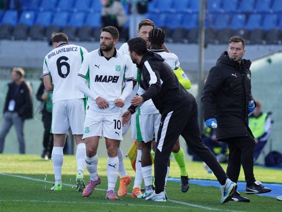 Celebrities Sassuolo s Domenico Berardi celebrates after scoring goal 0-1 during the Serie A soccer match between Pisa and Sassuolo at the Cetilar Arena Romeo Anconetani Stadium in Pisa; Center West Italy; Tuesday January 31; 2026 ; Soccer  Copyright: xAlessandroxLaxRocca LaPressex