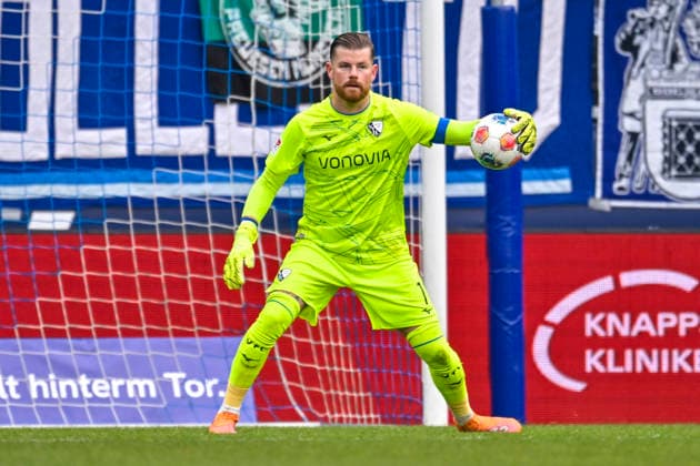 Timo Horn Bochum 1 Action Single Image Crop 31 01 2026 Soccer VfL Bochum vs FC Schalke 04, Vonovia Ruhrstadion, Bochum, DFB DFL REGULATIONS PROHIBIT ANY USE OF PHOTOGRAPHS AS IMAGE SEQUENCES AND OR QUASI VIDEO Copyright: xpepphotox xHorstxMauelshagenx pep00321, pep_20260131_hm_266811