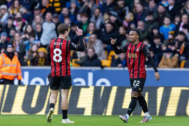 Wolverhampton Wanderers v Bournemouth, Premier League GOAL scores 1-0 Bournemouth forward Eli Junior Kroupi (22) scores and celebrates during the Premier League match between Wolverhampton Wanderers and Bournemouth at Molineux, Wolverhampton, UK on 31 January 2026. Wolverhampton Molineux West Midlands UK Editorial use only DataCo restrictions apply See www.football-dataco.com , Copyright: xManjitxNarotrax PSI-23661-0008