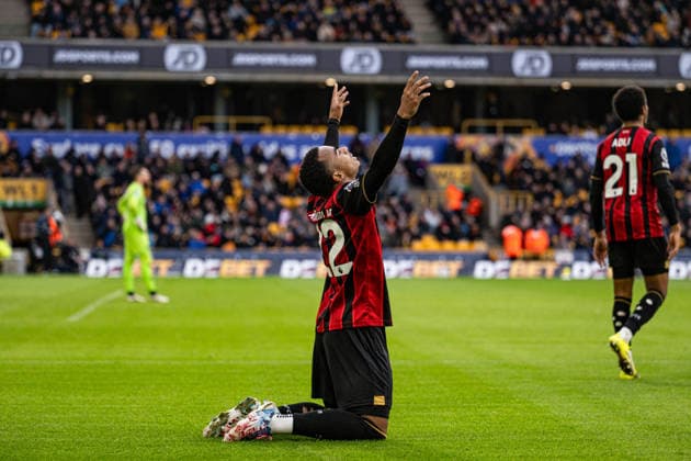 31st January 2026; Molineux Stadium, Wolverhampton, West Midlands, England; Premier League Football, Wolverhampton Wanderers versus Bournemouth; Eli Junior Kroupi of AFC Bournemouth celebrates scoring in the 33rd minute to make the score 0-1  GodfreyxPitt Content restricted for UK based newspaper