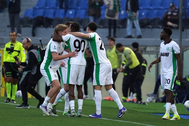 Celebrities Sassuolo s Ismael Kone celebrates after score goals 1-3 during the Serie A soccer match between Pisa and Sassuolo at the Cetilar Arena Romeo Anconetani Stadium in Pisa; Center West Italy; Tuesday January 31; 2026 ; Soccer  Copyright: xAlessandroxLaxRocca LaPressex
