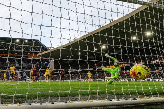 31st January 2026; Molineux Stadium, Wolverhampton, West Midlands, England; Premier League Football, Wolverhampton Wanderers versus Bournemouth; Eli Junior Kroupi of AFC Bournemouth scores in the 33rd minute to make the score 0-1  GodfreyxPitt Content restricted for UK based newspaper