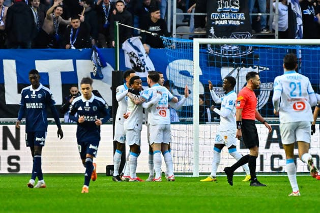 FOOTBALL : Paris FC vs Marseille - Ligue 1 - 31 01 2026 Mason Greenwood ( 10 - Olympique Marseille ) celebrates with teammates during the Ligue 1 match between Paris FC and Olympique de Marseille at Stade Jean Bouin on January 31, 2026 in Paris, France. ( Photo by Federico Pestellini PsnewZ ) - ParisFrance  Copyright: xFedericoxPestellinix