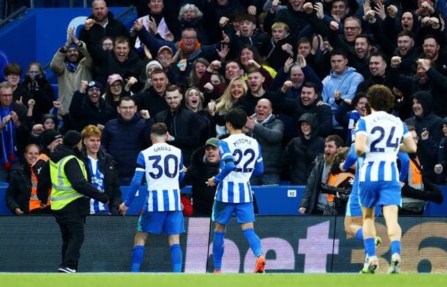 Pascal Gross of Brighton and Hove Albion celebrates scoring a goal after making the score 1-0. Brighton and Hove Albion v Everton, Premier League, Football, American Express Community Stadium, Brighton, UK - 31 Jan 2026Brighton American Express Community Stadi United Kingdom EDITORIAL USE ONLY No use with unauthorised audio, video, data, fixture lists, club league logos or live services. Online in-match use limited to 120 images, no video emulation. No use in betting, games or single club league player publications. Copyright: xJamesxMarsh Shutterstockx 16496734ao