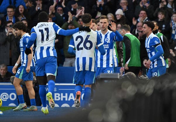 Brighton celebrate after Pascal Gross scores during the Premier League match between Brighton and Hove Albion and Everton at the American Express Stadium, Brighton UK - Saturday 31st January 2026 Brighton v Everton Premier League Football, Amex Stadium, Sussex, UK - 31 Jan 2026Brighton Amex Stadium Sussex United Kingdom Editorial use only. No merchandising. For Football images FA and Premier League restrictions apply inc. no internet mobile usage without FAPL license - for details contact Football Dataco  Copyright: xLizxFinlayson TPI Shutterstockx 16497437ag