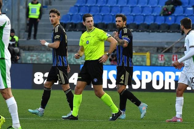 The referee Alberto Ruben Arena during Pisa SC vs US Sassuolo, Italian soccer Serie A match in Pisa, Italy, January 31 2026  Copyright: xGabrielexMasotti IPAxSportx xipa-agency.netx xx IPA_70798152 IPA_Agency_IPA70798152