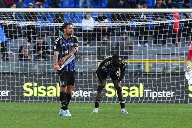 CALCIO - Serie A - Pisa SC vs US Sassuolo Antonio Caracciolo (Pisa) Idrissa Toure (Pisa) disappointment during Pisa SC vs US Sassuolo, Italian soccer Serie A match in Pisa, Italy, January 31 2026 Pisa Italy  Copyright: xIPAxSport ABACAx