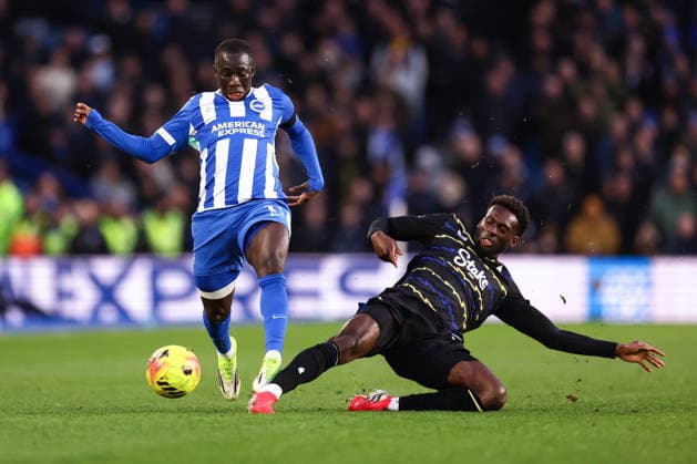 Brighton and Hove Albion v Everton 31 Januar 2026, Brighton Premier League Fußball Brighton and Hove Albion v Everton Yankuba Minteh von Brighton Hove Albion und Tim Iroegbunam von Everton Foto Jacques Feeney Abseits Brighton UK  Copyright: xJacquesxFeeneyx xOffsidexOffside