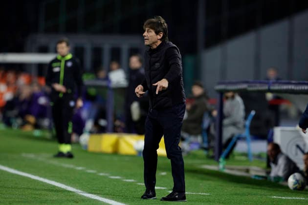 Italy: Serie a football match SSC Napoli vs Fiorentina Napoli™s Italian coach Antonio Conte gesticulate during the Serie A football match between SSC Napoli and Fiorentina at the Diego Armando Maradona Stadium in Naples on January 31, 2026. _BPH1837 Copyright: xAntonioxBalascox