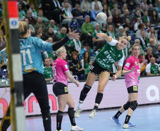 Handball I Women I Season 2025 2026 I 1 HBF I 15 Matchday I VFL Oldenburg SV Union Halle Neustadt I 31 01 2026 Joanna Granicka 21, VfL Oldenburg v Ela Szott 71, SV Union Halle Neustadt Oldenburg Kleine EWE Arena Niedersachsen Germany Copyright: xLobeca JonasxBoningx