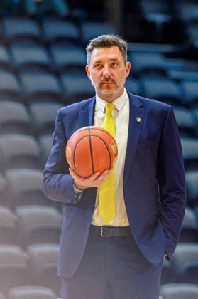 Kenneth Desloovere MHP RIESEN Ludwigsburg, Co Coach , GER, Thuringia, Science City Jena vs MHP Riesen Ludwigsburg, easyCredit Basketball Bundesliga, Basketball, Matchday 18, Season 2025 2026, 31 01 2026 GER, Science City Jena vs MHP Riesen Ludwigsburg, easyCredit Basketball Bundesliga, Basketball, Matchday 18, Season 2025 2026, 31 01 2026 Jena Copyright: xEibner-Pressefoto MartinxHerbstx EP_MHT
