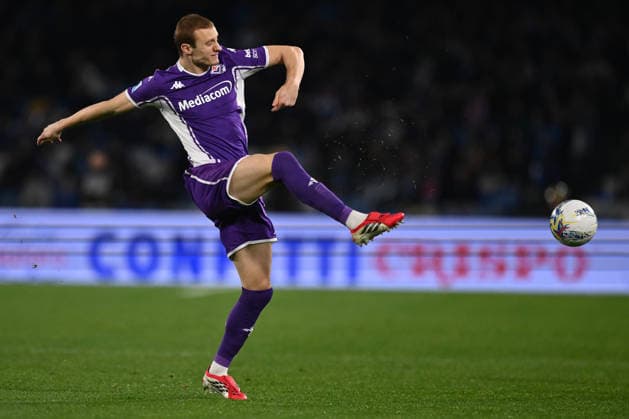 Pietro Comuzzo of A.C.F. Fiorentina is in action during the 23th day of the Serie A Championship between S.S.C. Napoli and A.C.F. Fiorentina at the Diego Armando Maradona Stadium on January 31, 2026 in Naples, Italy.  Copyright: xDomenicoxCippitelli IPAxSportx xipa-agency.netx xx IPA_70802592 IPA_Agency_IPA70802592