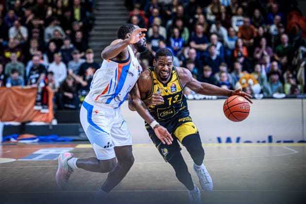 easycredit BBL Basketball Bundesliga 2025 2026 18 Matchday 31 01 2026 Science City Jena vs MHP RIESEN Ludwigsburg v re on the ball Yorman Polas Bartolo Lubu vs Naz Bohannon Jena Sparkassen Arena