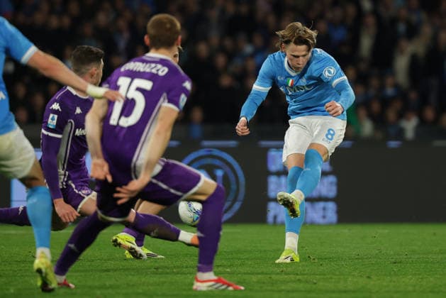 Napoli s Scott McTominay during the Serie A soccer match between Napoli and Fiorentina at the Diego Armando Maradona Stadium in Naples, southern italy - Saturday , January 31 , 2026. - Soccer .  Copyright: xAlessandroxGarofalo LaPressex