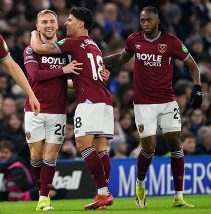 Chelsea v West Ham United - Premier League - Stamford Bridge - London. Chelsea v West Ham United - Premier League - Stamford Bridge - London. Jarrod Bowen celebrates his early goal for West Ham.. Picture : Mark Pain LONDON England  Copyright: xMarkxPainx