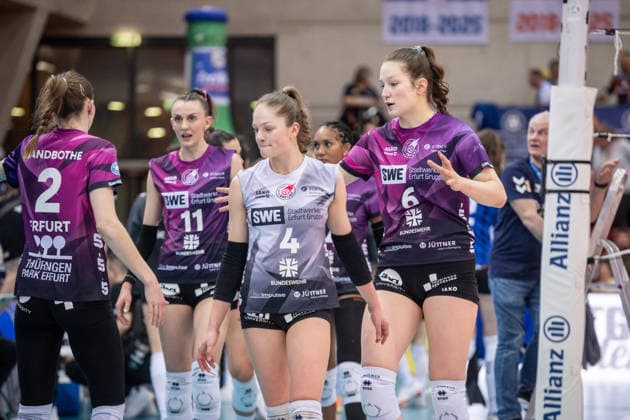 Lotte Goertz Schwarze Weiss Erfurt, 04 and team visibly disappointed GER, Allianz MTV Stuttgart Schwarz Weiss Erfurt, Volleyball Bundesliga, VBL, 2025 2026 season, 31 01 2026 GER, Allianz MTV Stuttgart Schwarz Weiss Erfurt, Volleyball Bundesliga, VBL, 2025 2026 season, 31 01 2026 Stuttgart Copyright: xSandyxDinkelackerx EP_SDR